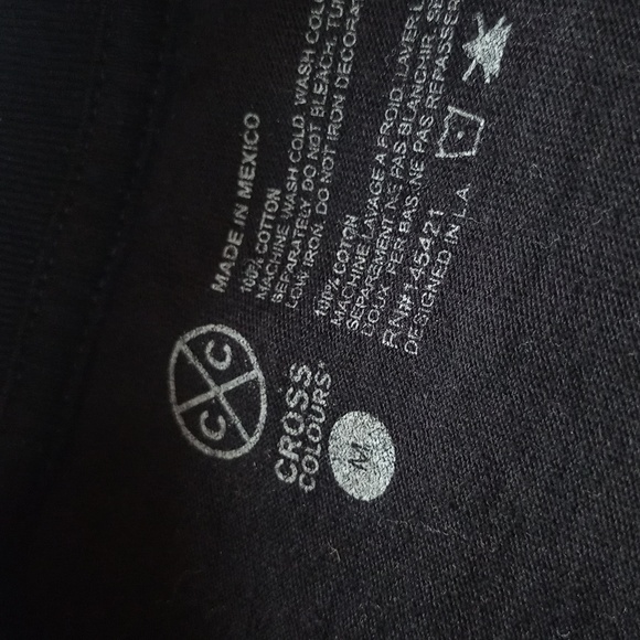 Snoop Dogg Standing In Front Of Car T-Shirt UNISEX - Picture 2 of 4